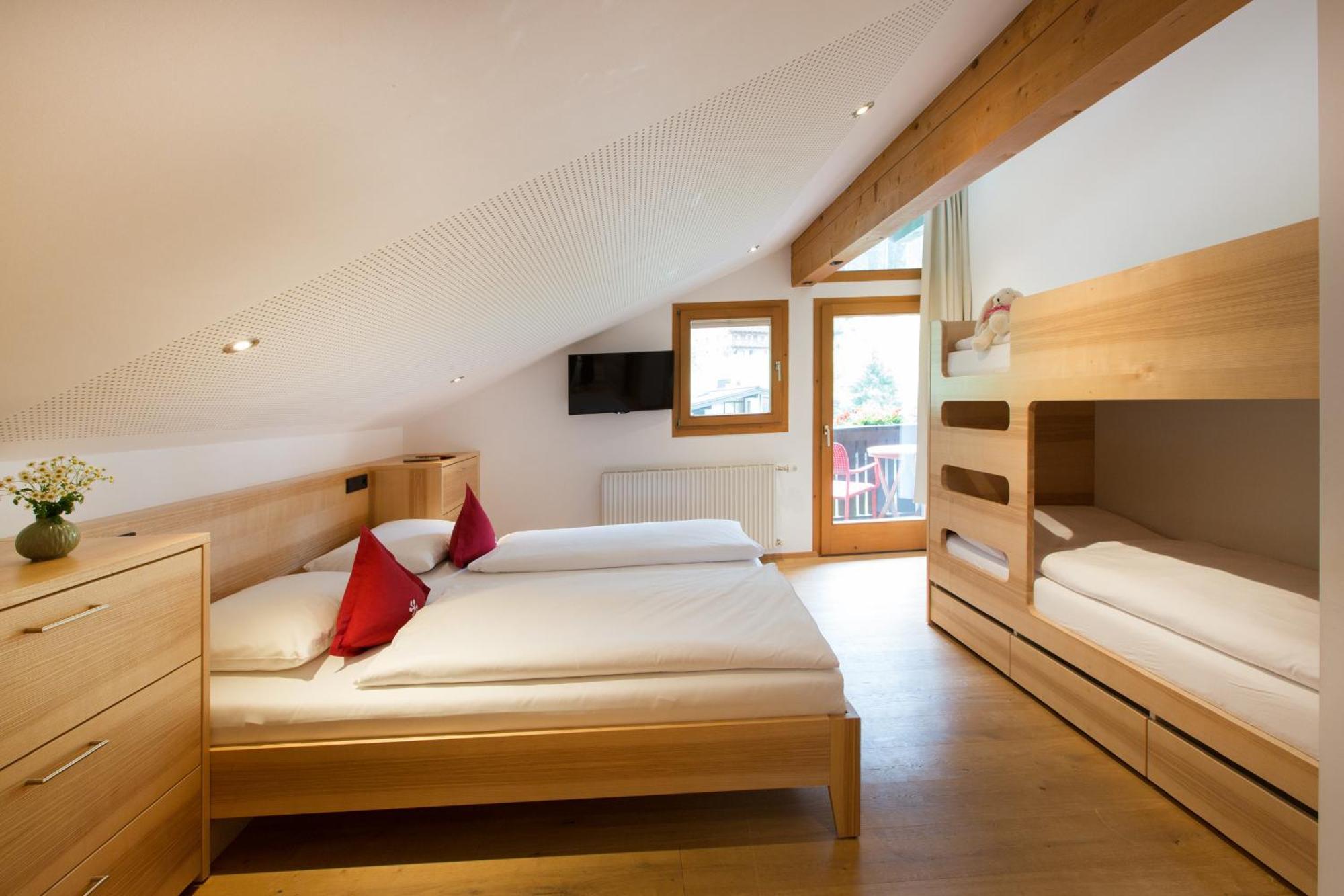 Familienhotel Mateera Gargellen / Montafon Esterno foto